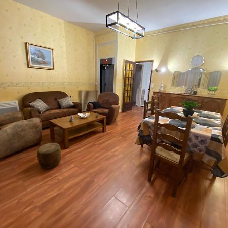 Apartament Chez Benjamin - Centre D'Azay Le Rideau Zewnętrze zdjęcie