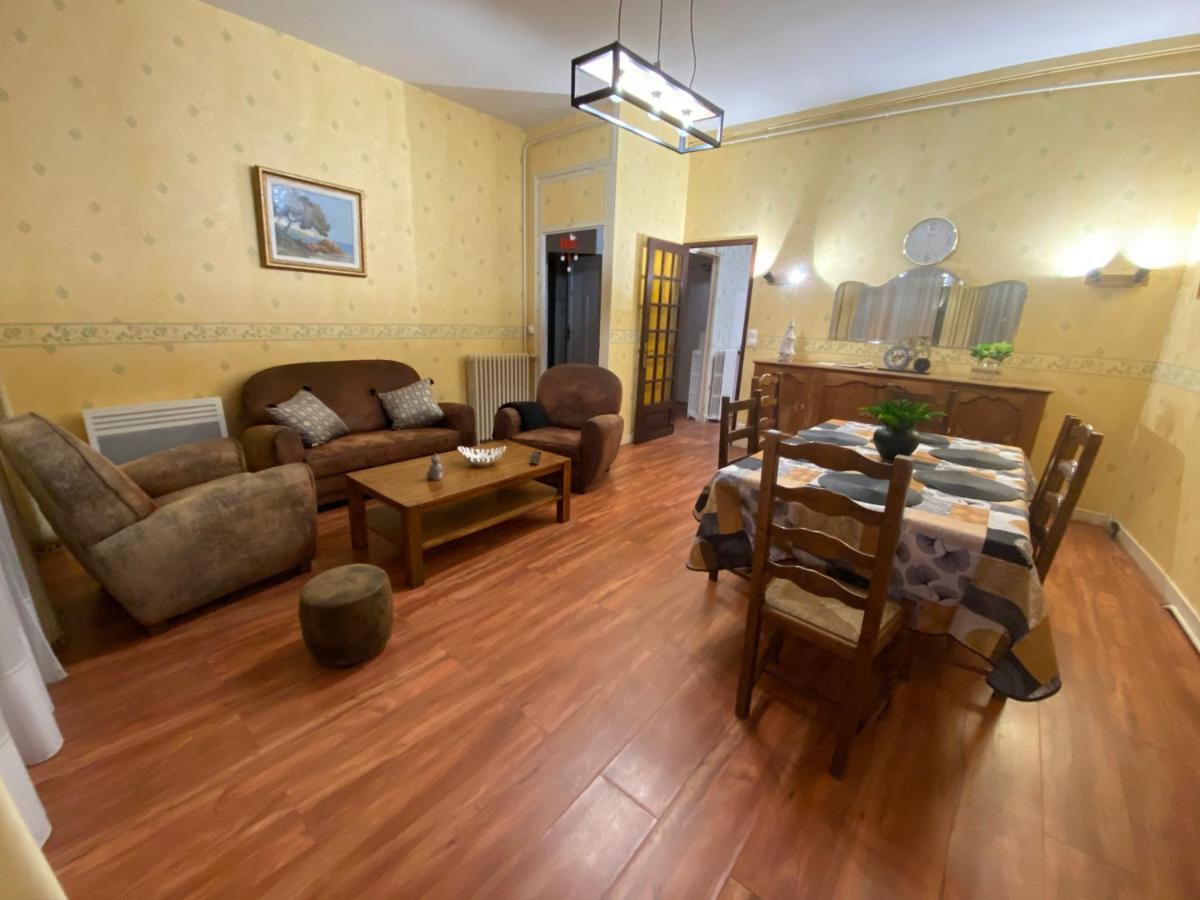 Apartament Chez Benjamin - Centre D'Azay Le Rideau Zewnętrze zdjęcie